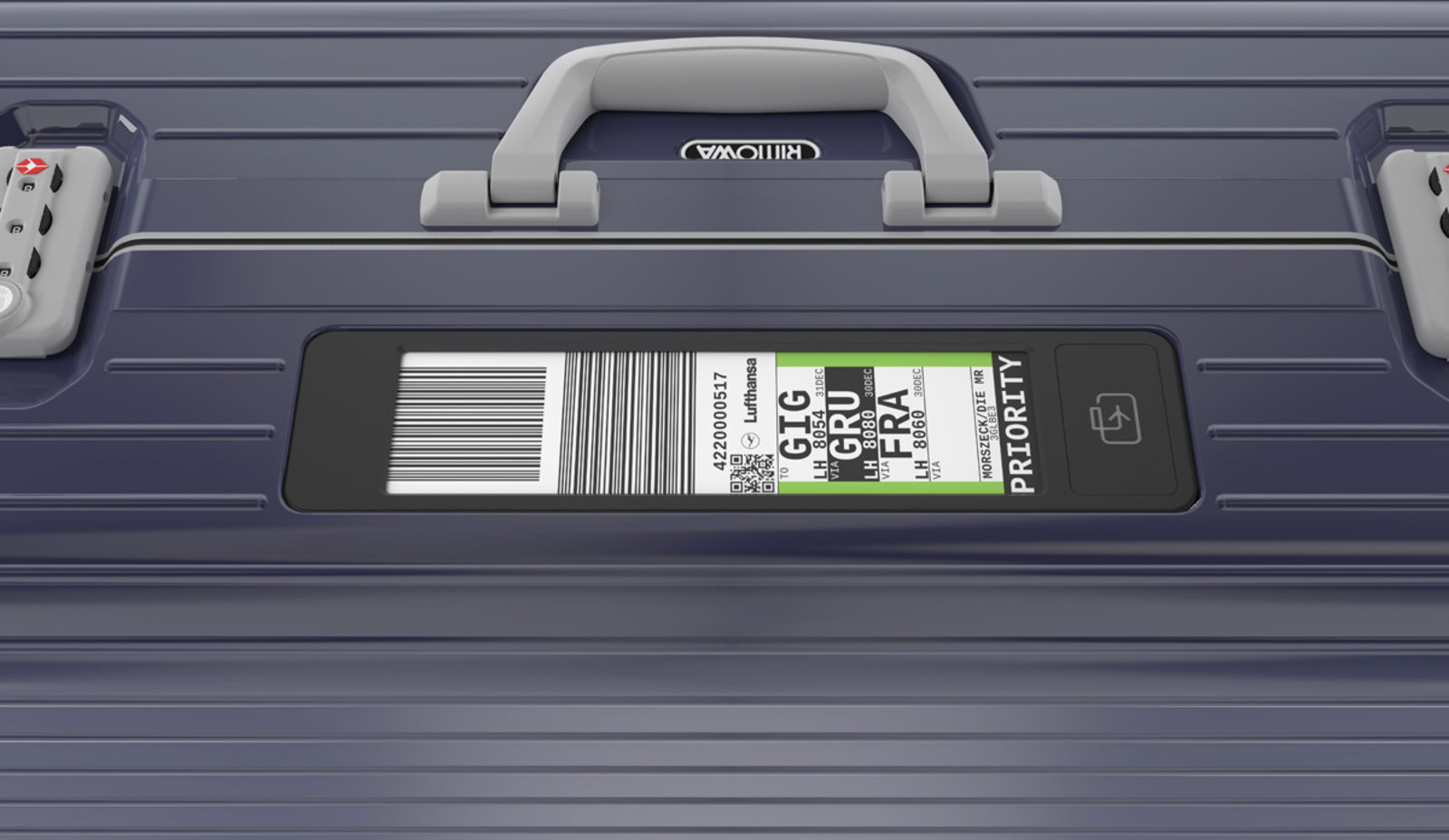 large_RIMOWA-Electronic-Tag-01