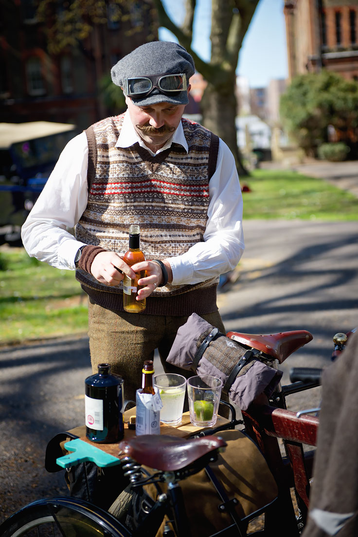 Tweed-Run-London-Picnic-Drinks