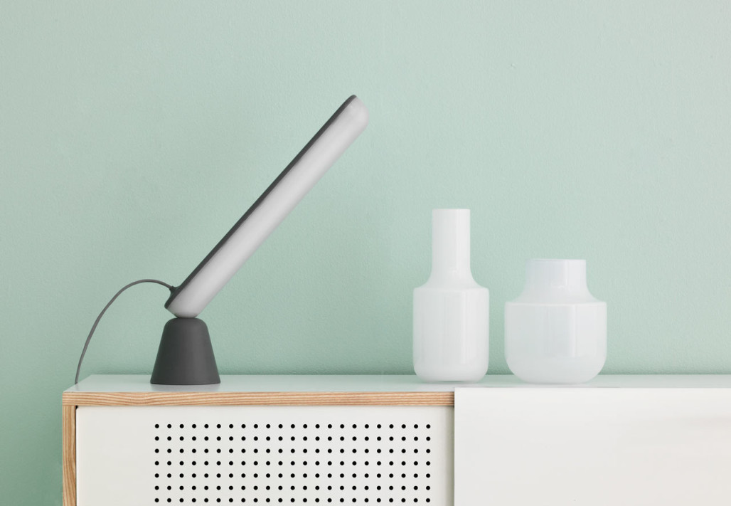Normann-Copenhagen-Acrobat-Table-Lamp-hisheji-13