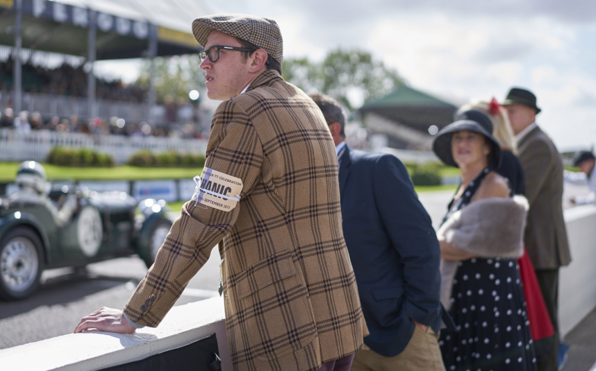 Pit_wall_tweed_-_N_3438344k