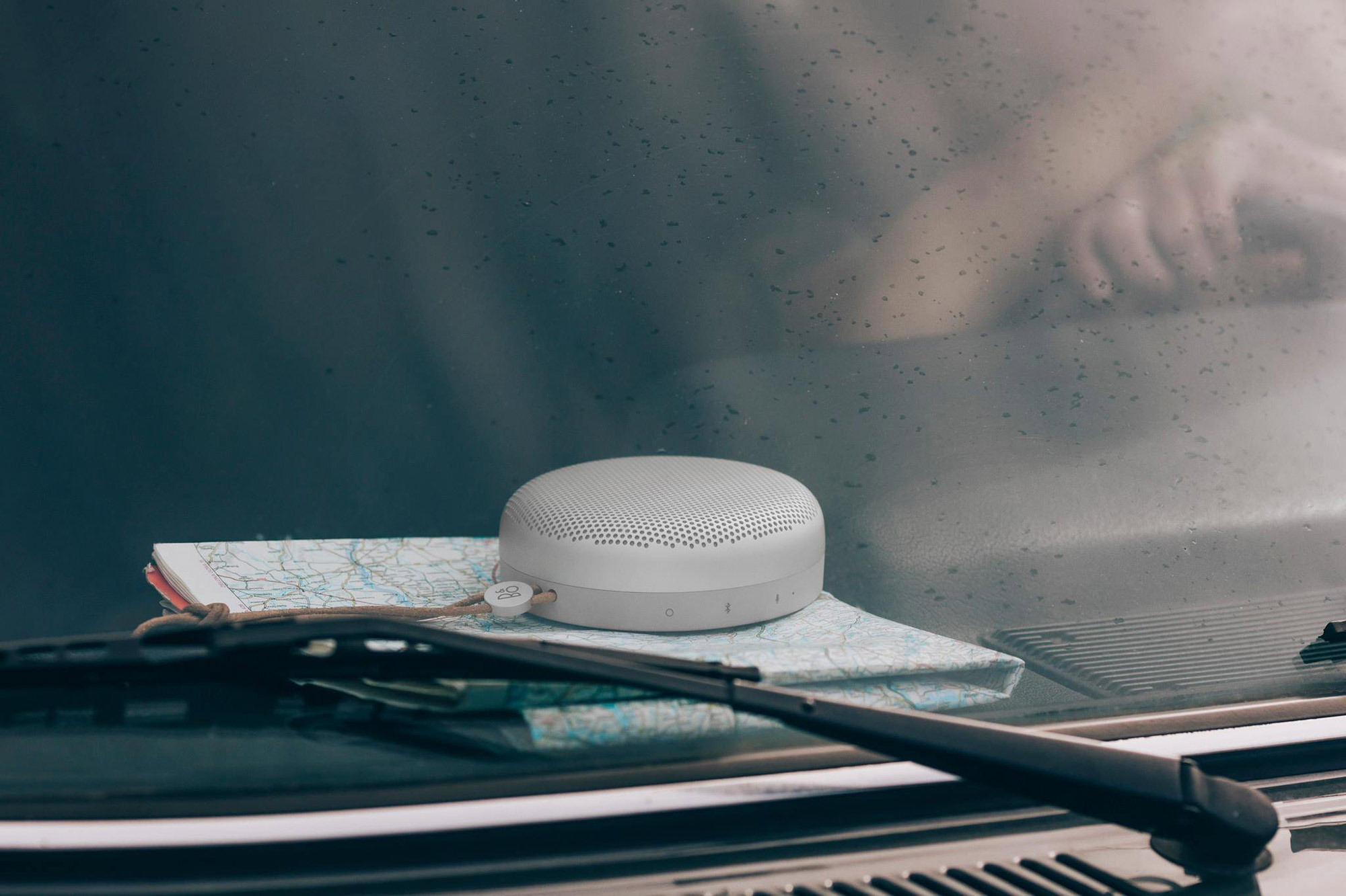 beoplay-a1-portable-speaker-3
