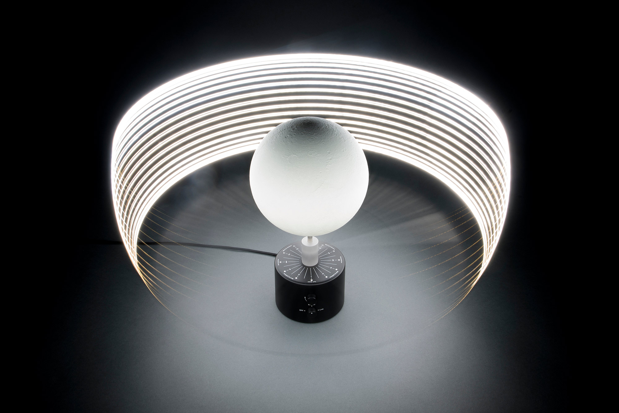 moon-a-topographically-accurate-lunar-globe-gessato-2