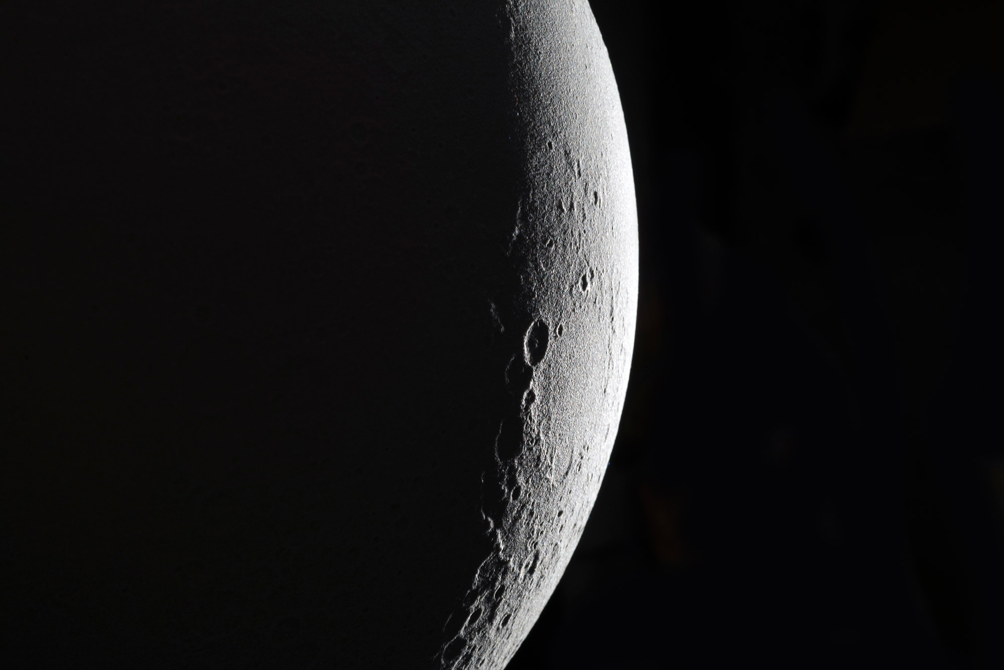moon-a-topographically-accurate-lunar-globe-gessato-23