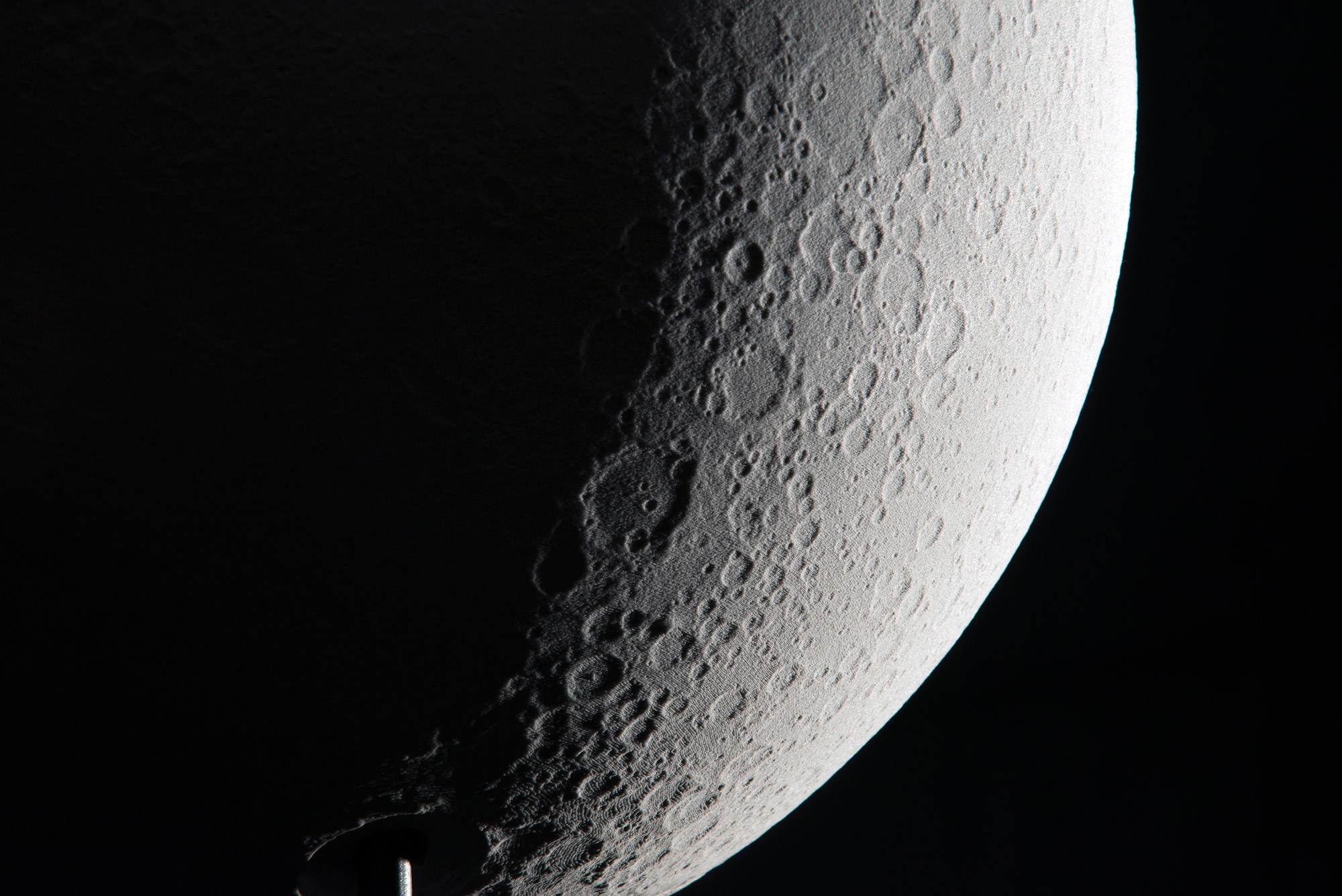 moon-a-topographically-accurate-lunar-globe-gessato-25