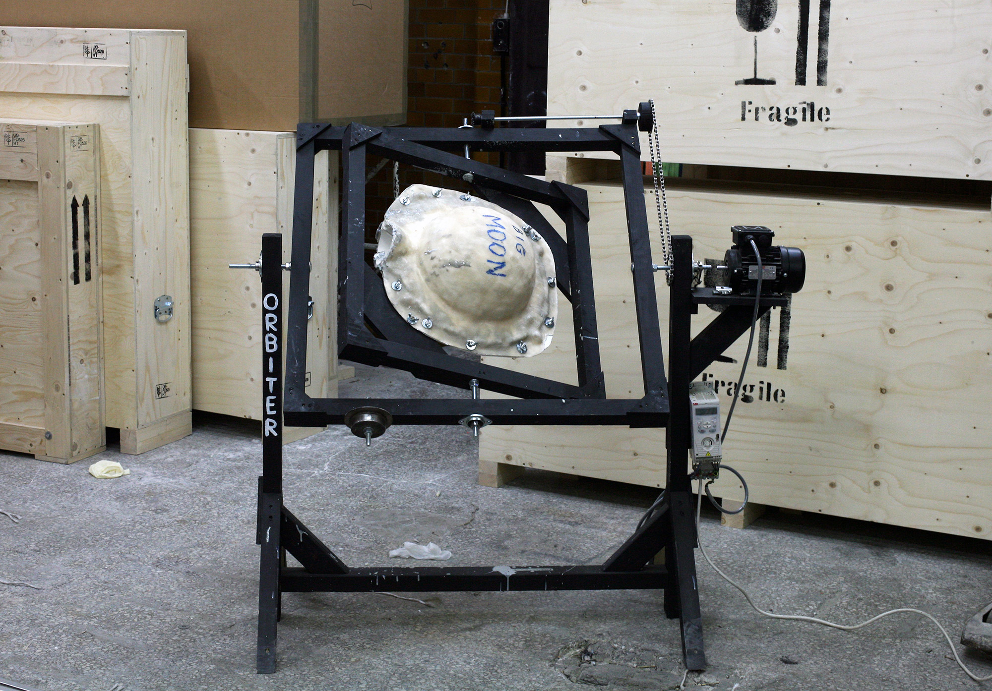 moon-a-topographically-accurate-lunar-globe-gessato-30