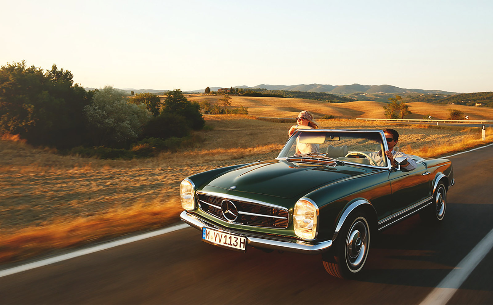 mercedes-benz-classic-car-travel-gessato-1