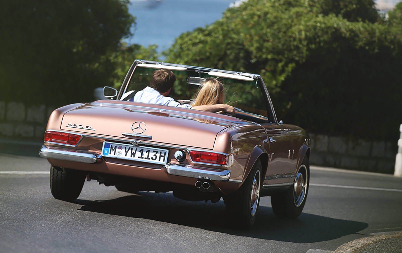 mercedes-benz-classic-car-travel-gessato-7
