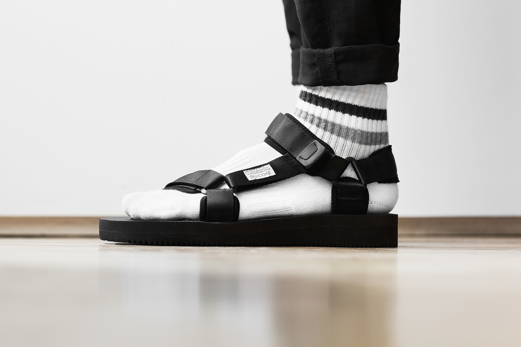 suicoke-2015-fall-winter-new-arrivals-00