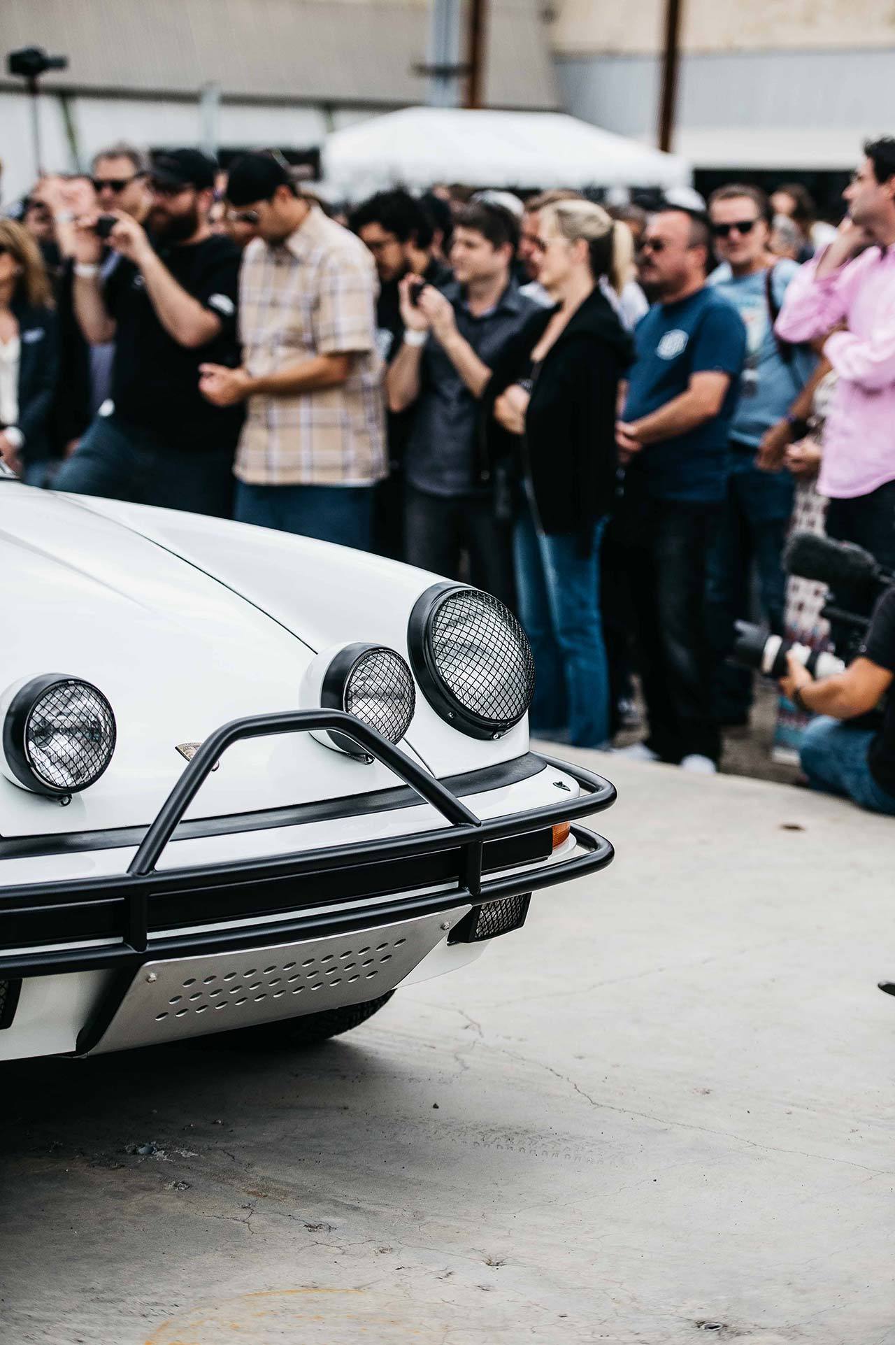 the-luftauto-luftgekühlt-modernica-porsche-gessato-2