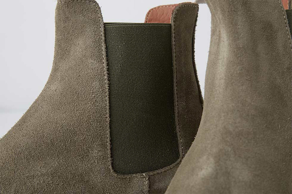 Common-Projects-Fall-Winter-2016-Collection-04