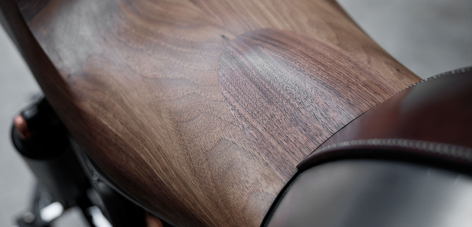 UYC_largeimage_lightbox_Seat_01