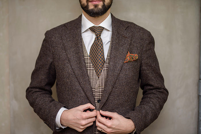 优雅型男养成记：一分钟学会打“old bertie”领带