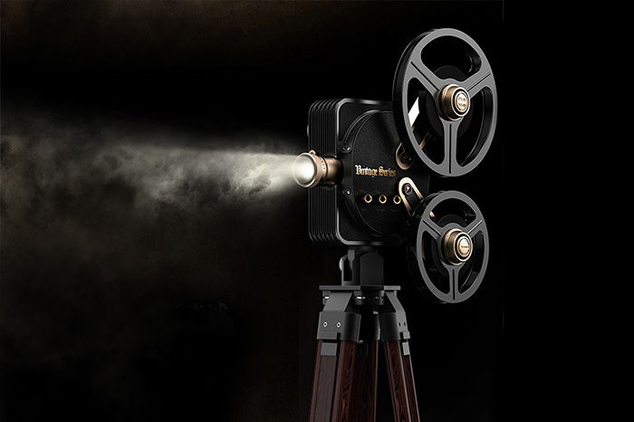 坚果公司发布“1895复古电影放映机”，让你重回黄金电影年代