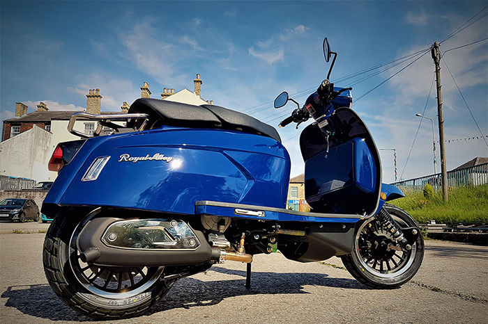 复古踏板不仅有Vespa，还有英国Royal Alloy