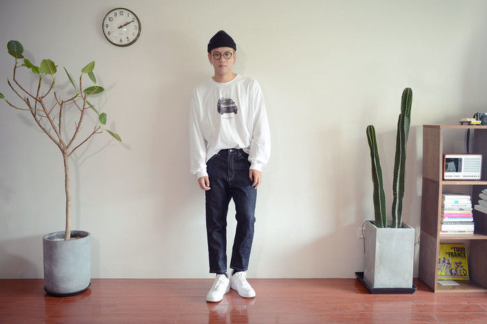 6大人气款牛仔裤推荐, 我们用一件上衣搭出了一整周的LOOK