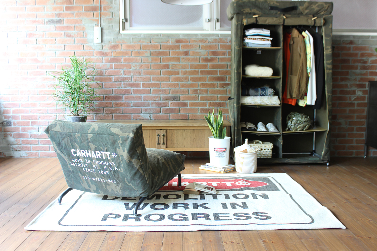 journal standard Furniture×Carhartt WIP carhartt-wip-journal-standard-