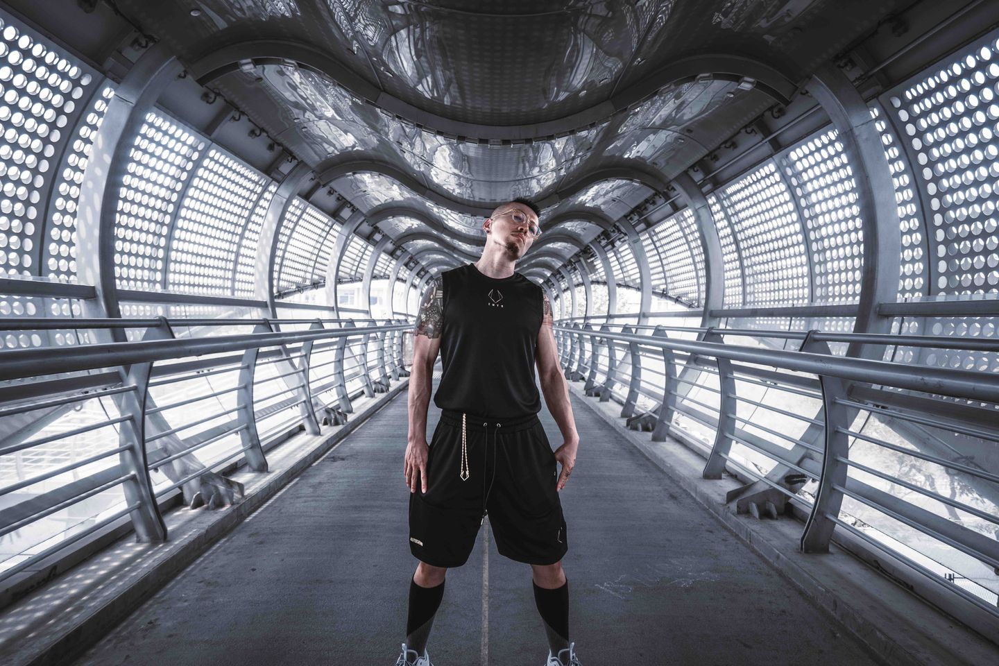 花钱也买不到的「研训程序」「完不成训 就吃主食」是惩戒