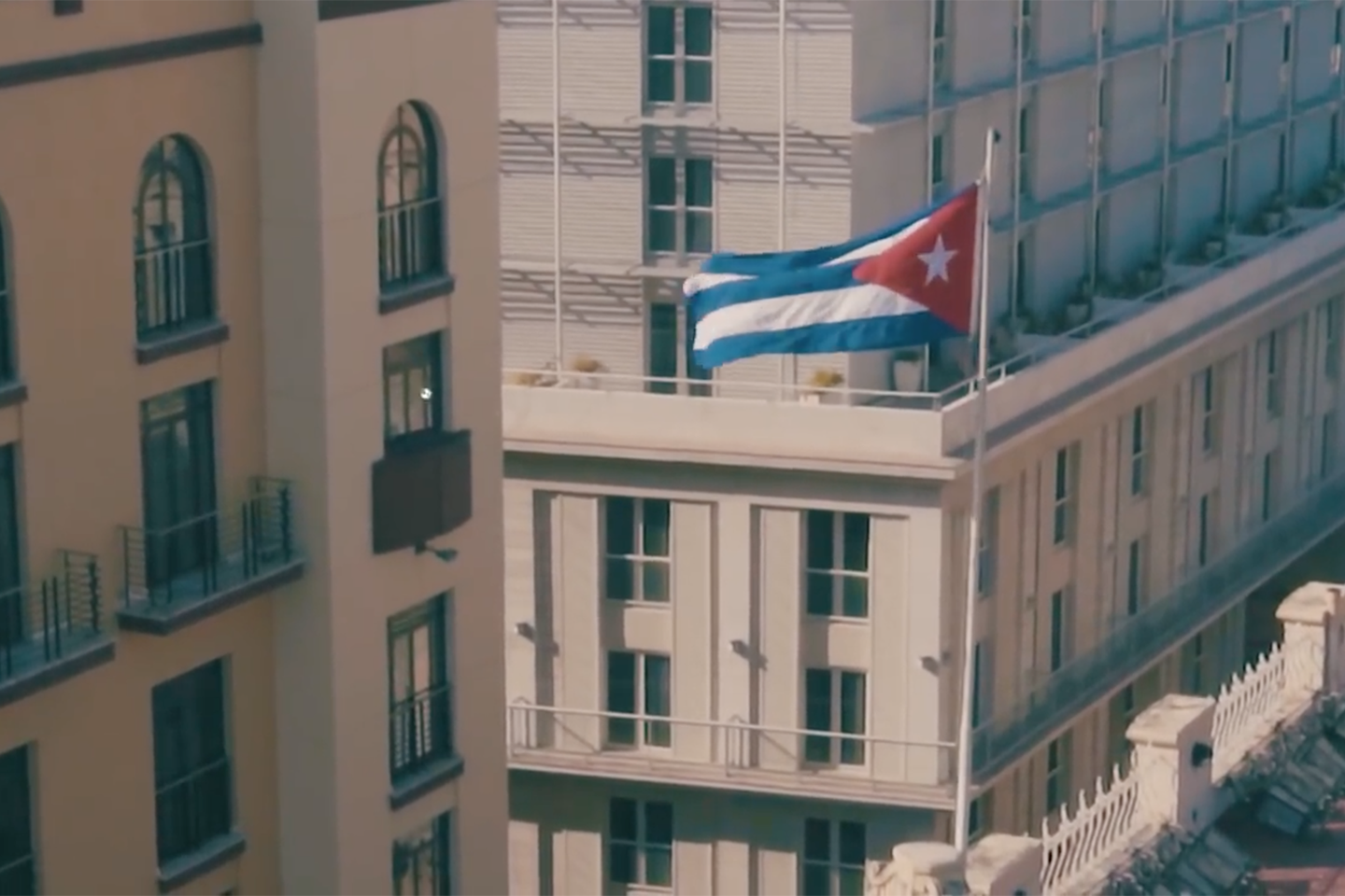 古巴不是很发达，但是景色一定不会辜负游客