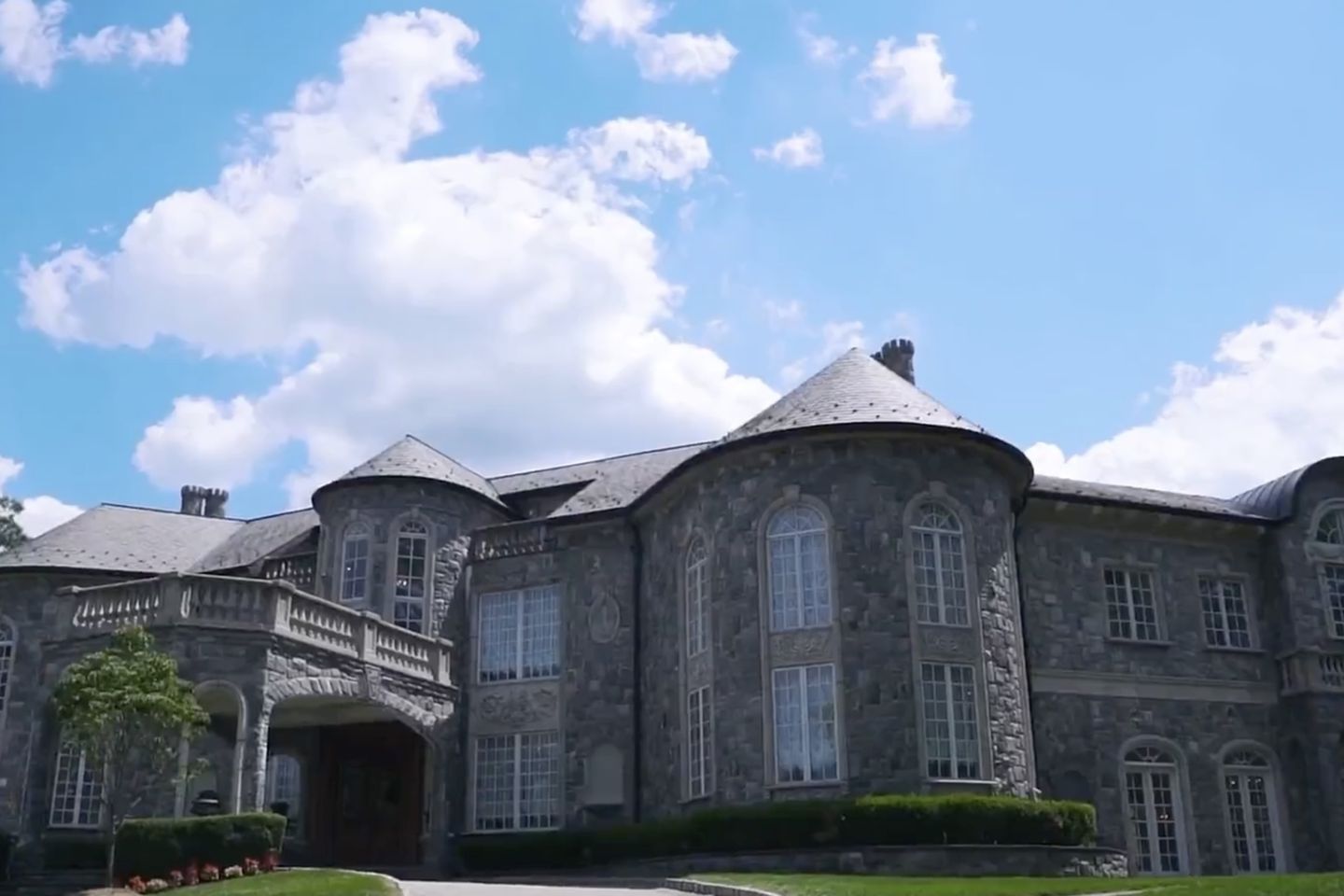 1800万美元俄罗斯豪宅，战斗民族的房子长啥样？