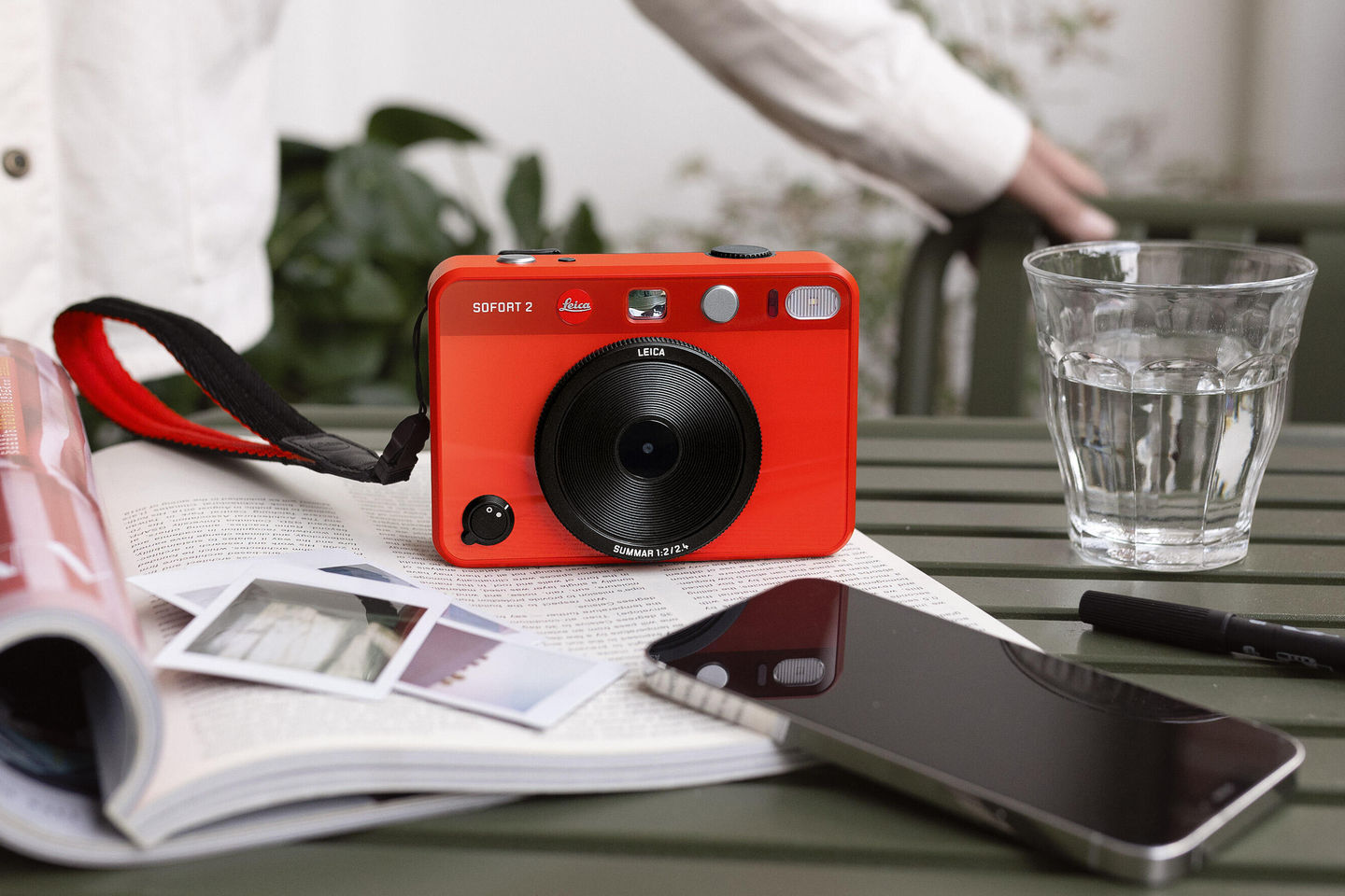 Leica 推出全新 SOFORT 2 拍立得相机