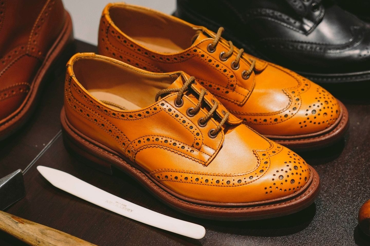 Tricker's 匠人日记 | 真皮底麂皮乐福鞋防水保养