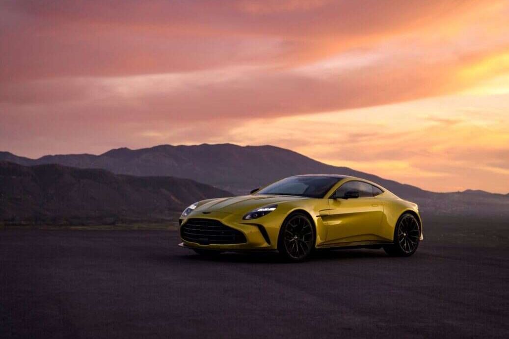 阿斯顿马丁发布新款 Vantage 超级跑车