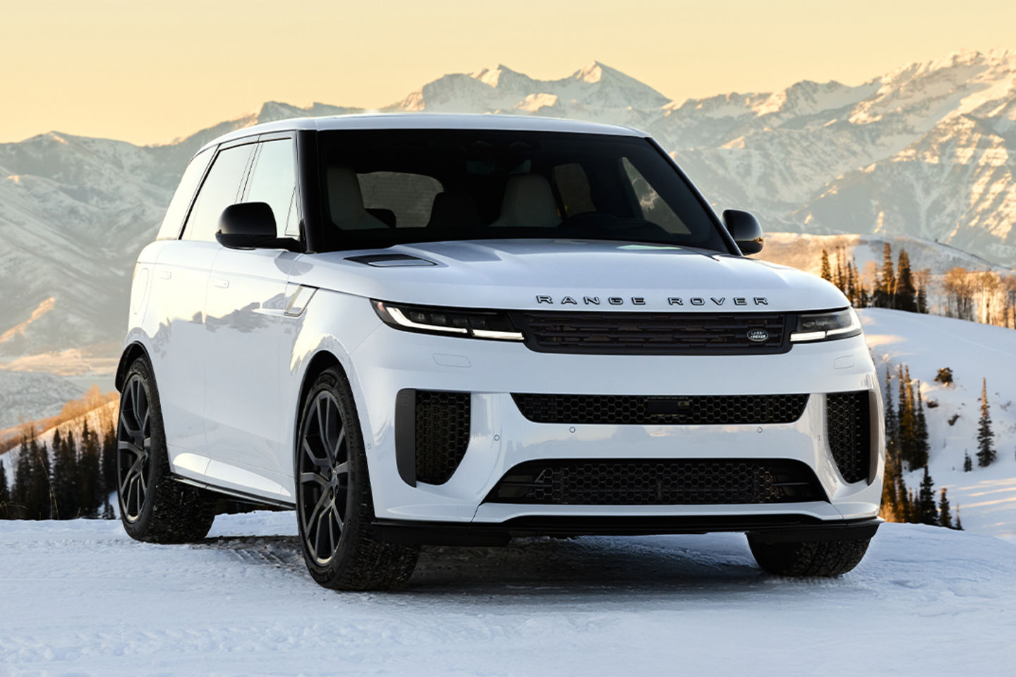 雪山白钻，Range Rover 2025 款 Sport SV Park City Edition 登场