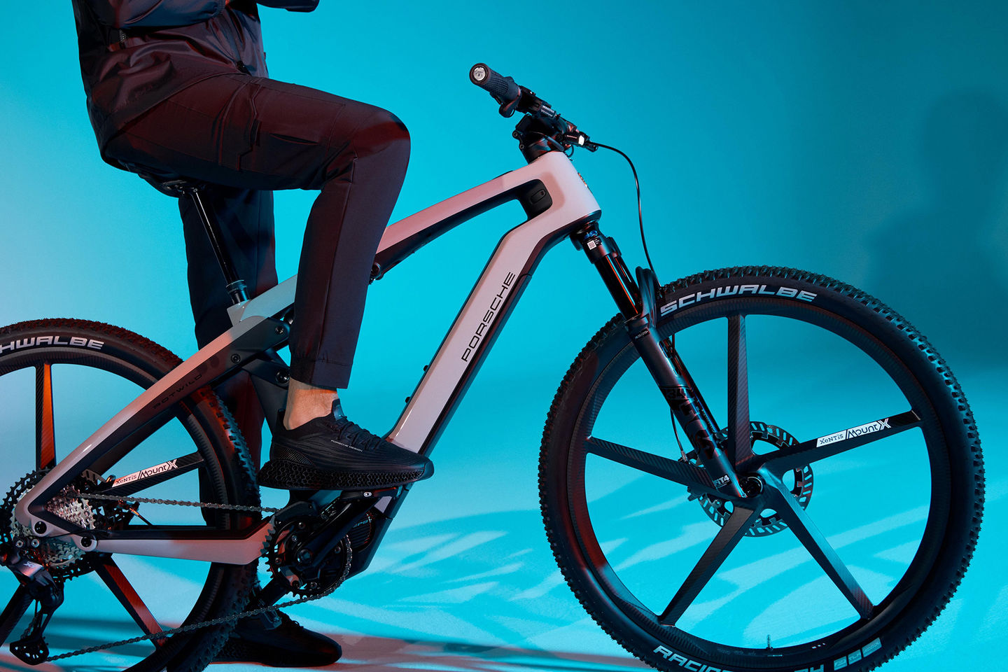 第五代 Porsche 电单车运动版，保时捷 2025 款 eBike Sport