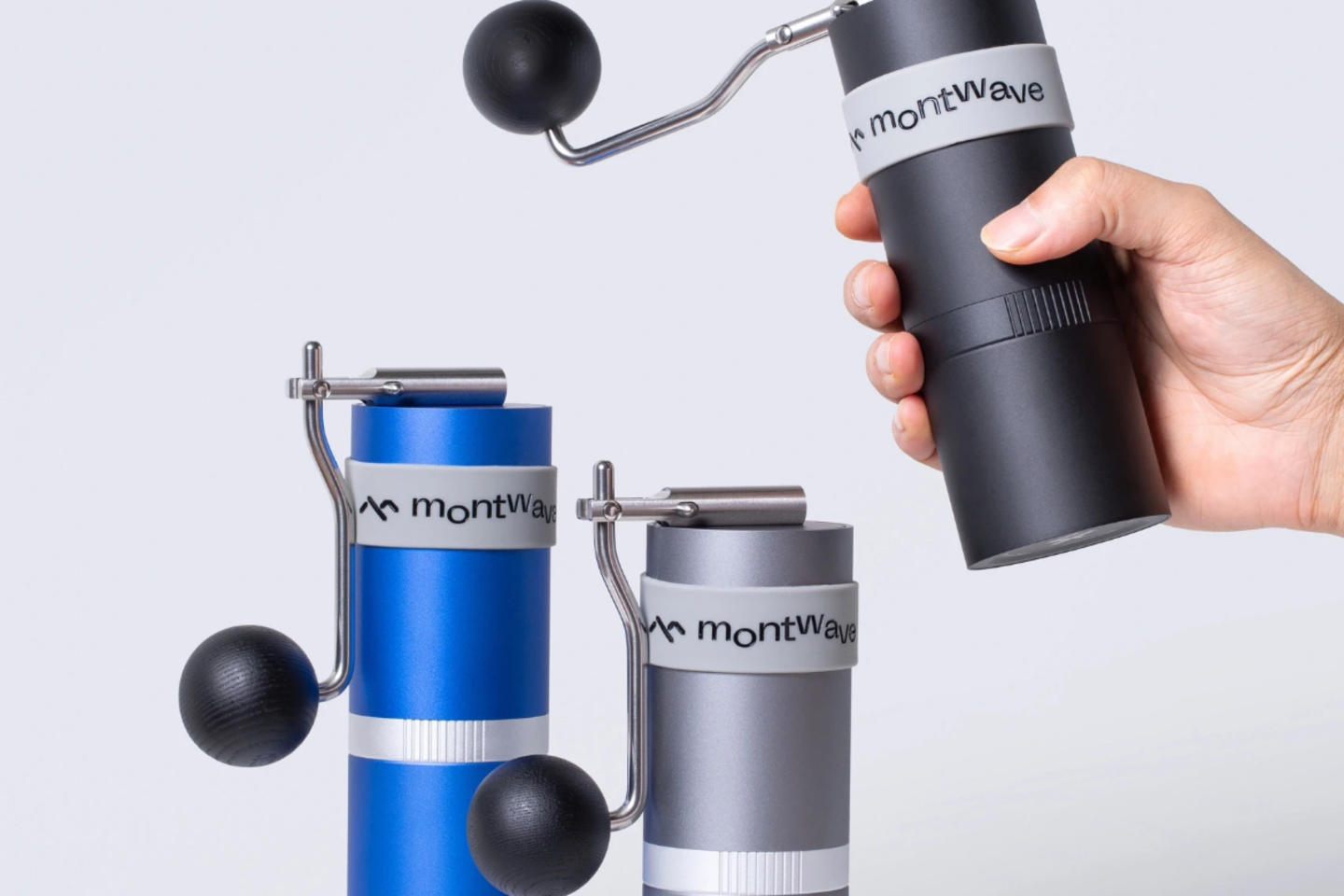 Featuring an Intuitive and Sensory Folding Handle Design, This Manual Coffee Grinder Got a Hit