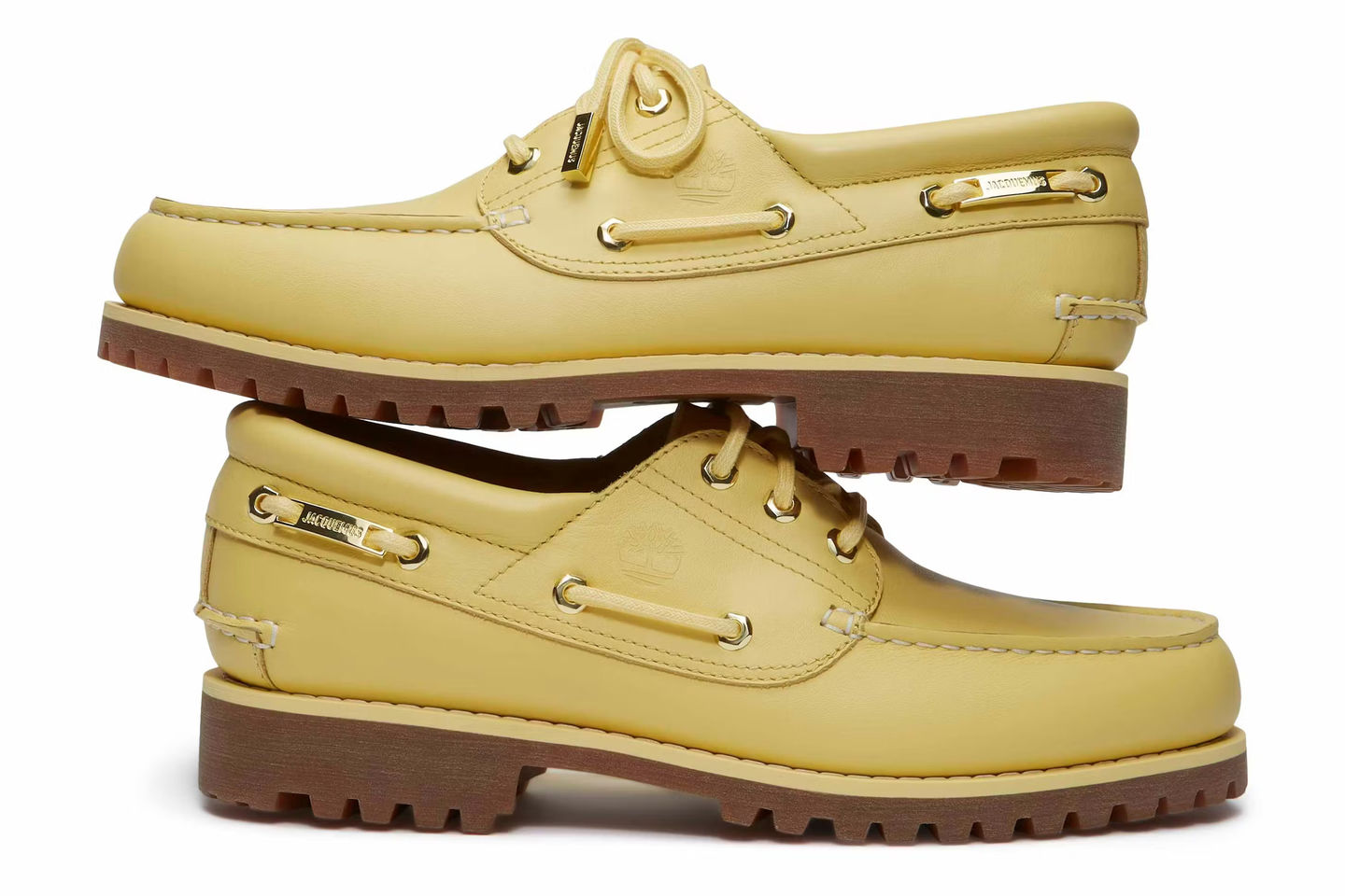 轻盈而奢华，Jacquemus 重塑 Timberland 经典三眼船鞋
