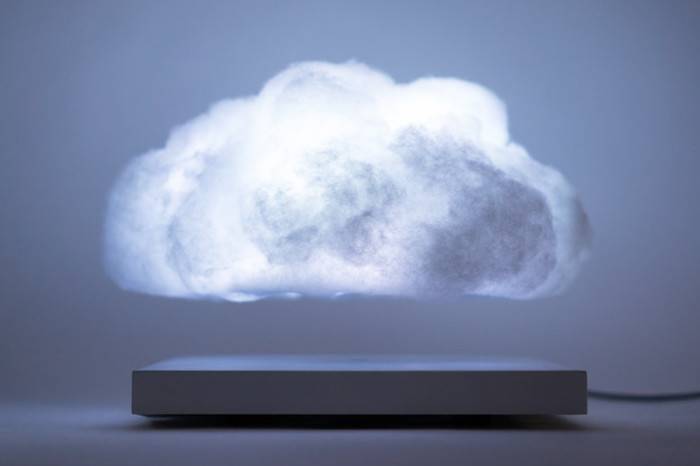 Richard Clarkson工作室让云朵灯具，真正实现漂浮效果