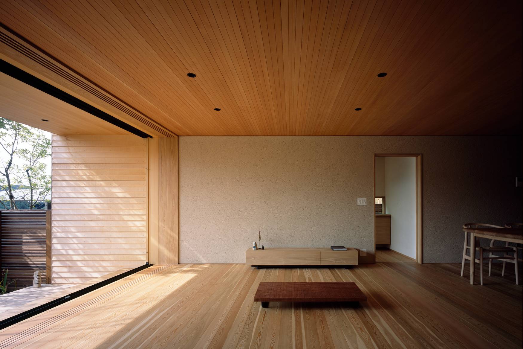 日本西下太一建筑设计事务所的室内设计作品house of inari
