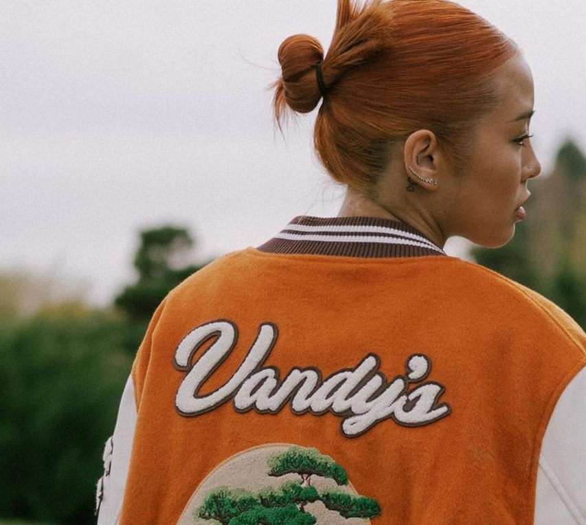 Vandy the Pink 释出全新“East to West“ Bonsai Varsity Jacket