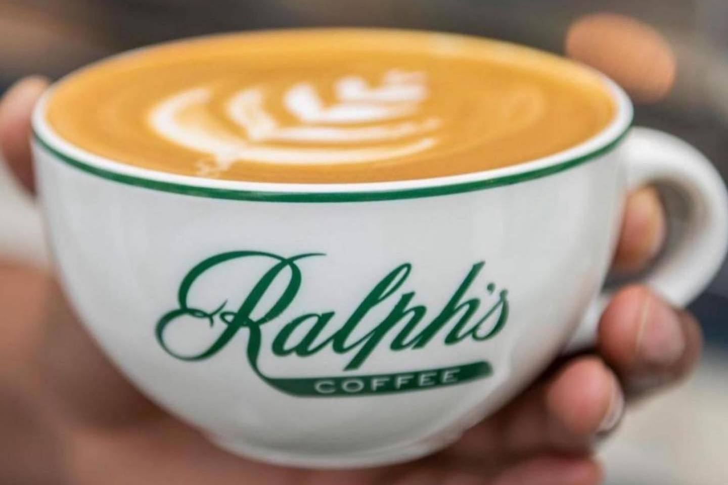 跟随 GQ 副主编一起享受一杯 Ralph’s Coffee