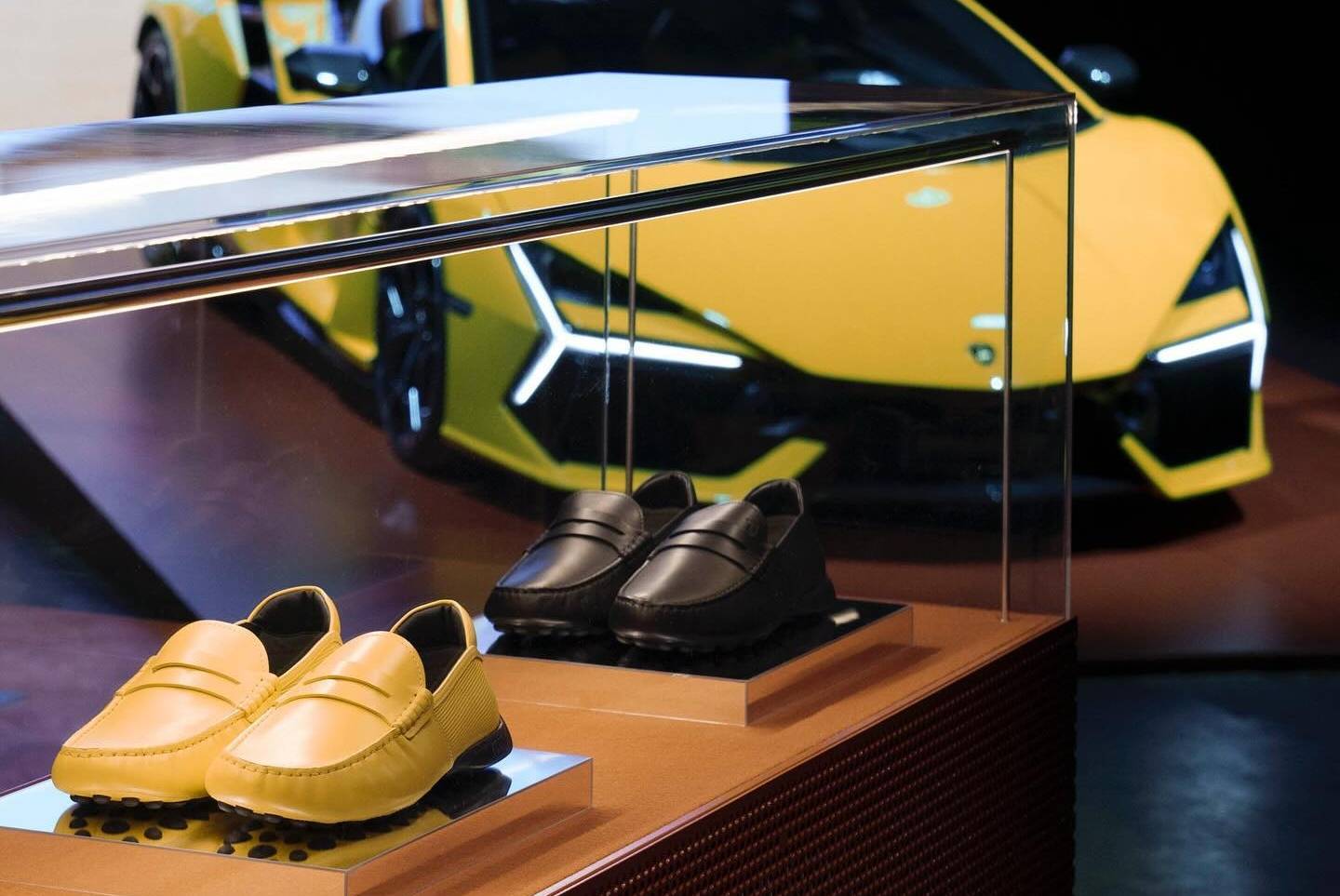 对手工打造的坚持，兰博基尼携手 TOD'S 打造经典 GOMMINO 鞋款