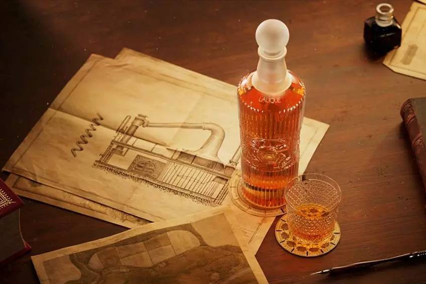 麦卡伦推出 1949 年的单一麦芽威士忌庆祝其 200 周年