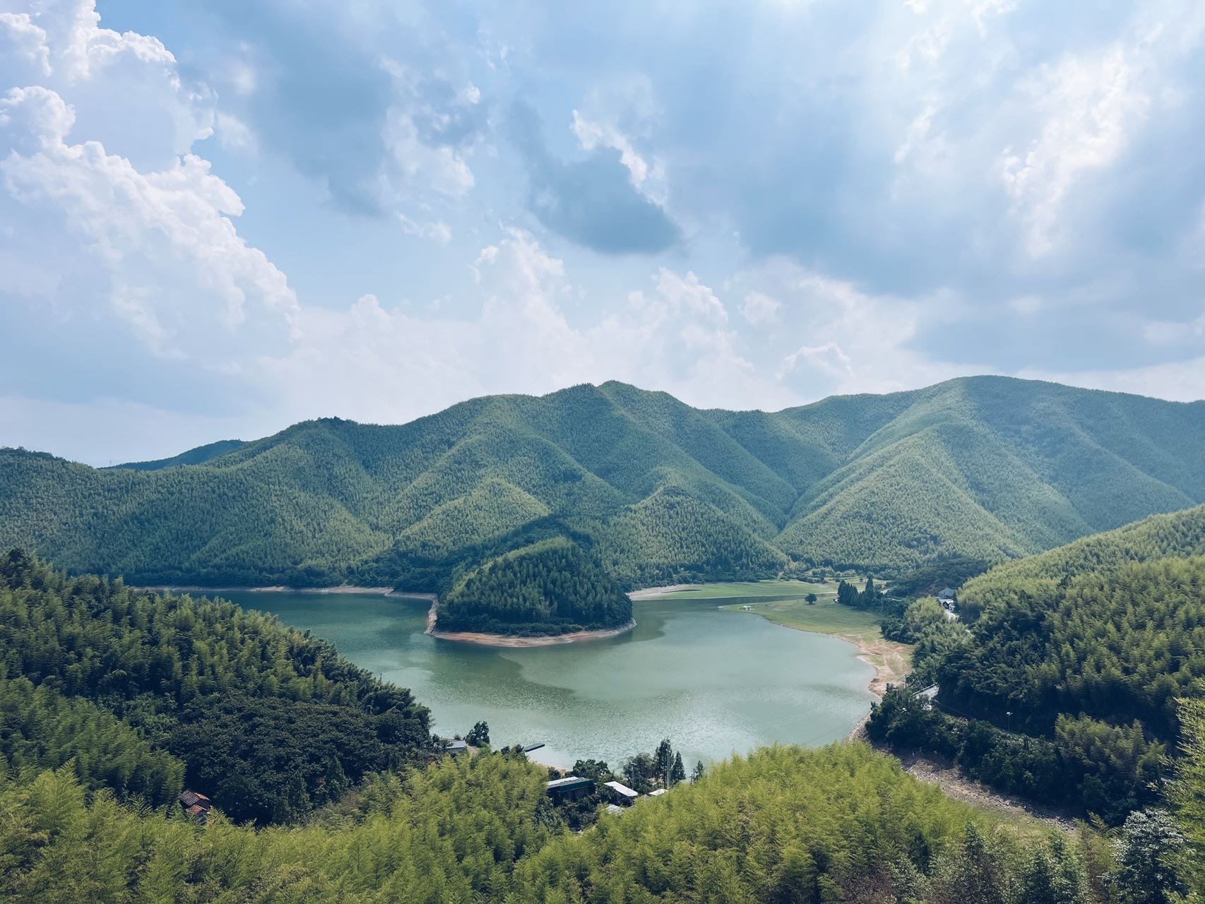 安吉小杭坑村图片